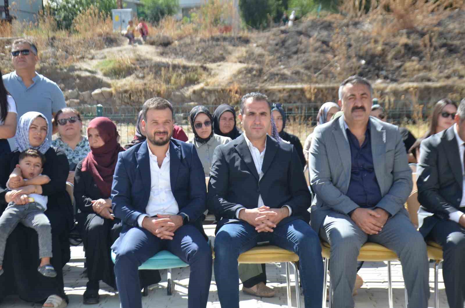 Bulanık’ta İlköğretim Haftası kutlandı