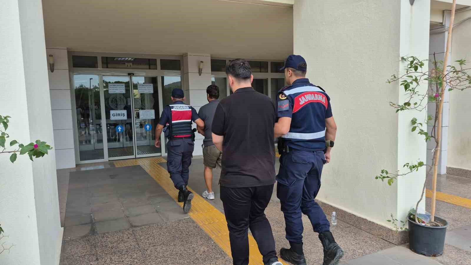 Bodrum’da yasadışı bahis operasyonunda gözaltına alınan 43 şüpheli adliyede