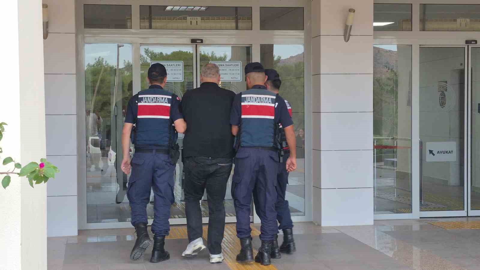 Bodrum’da yasadışı bahis operasyonunda gözaltına alınan 43 şüpheli adliyede