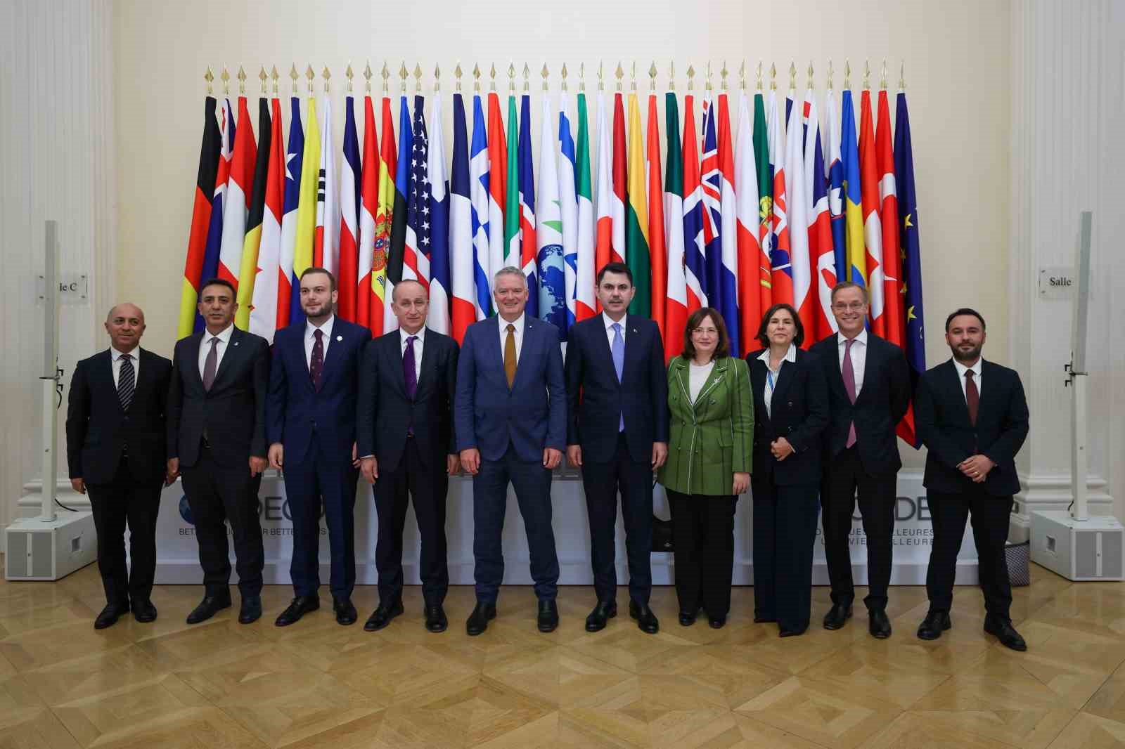 COP31 Başkanı Kurum’dan Paris’te iklim finansmanı için "stratejik güvenlik" uyarısı