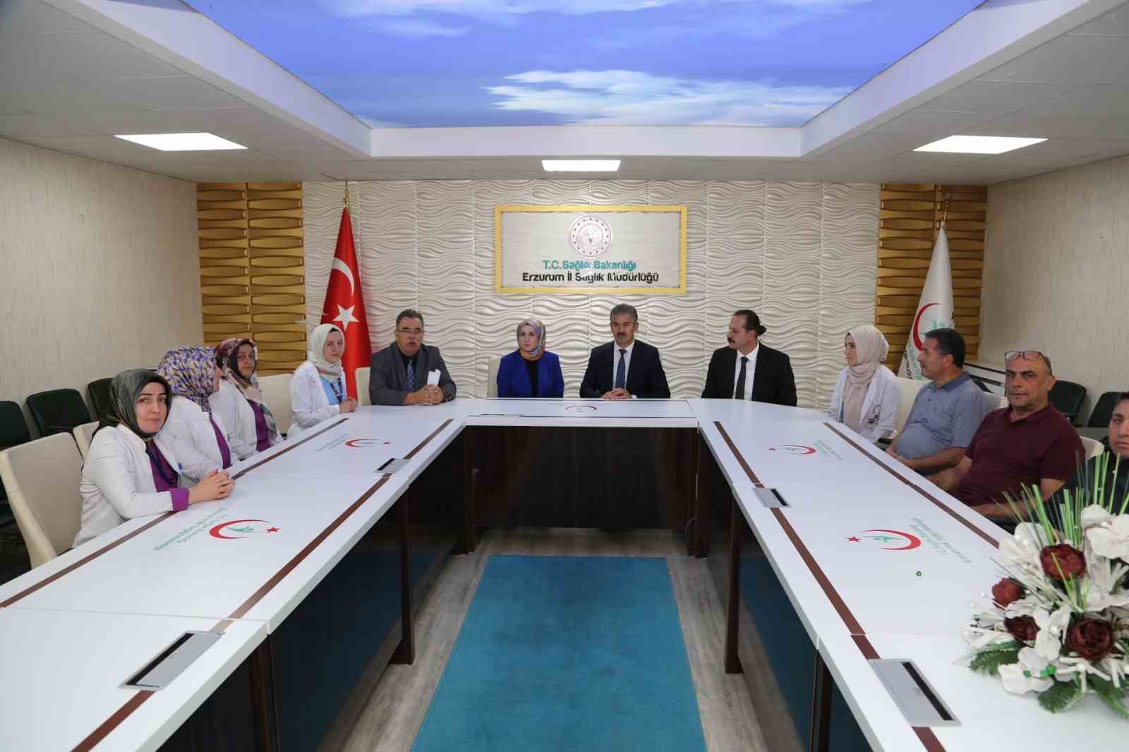 İl Sağlık Müdürü Meral, Palandöken’de sağlık hizmetlerini yerinde inceledi