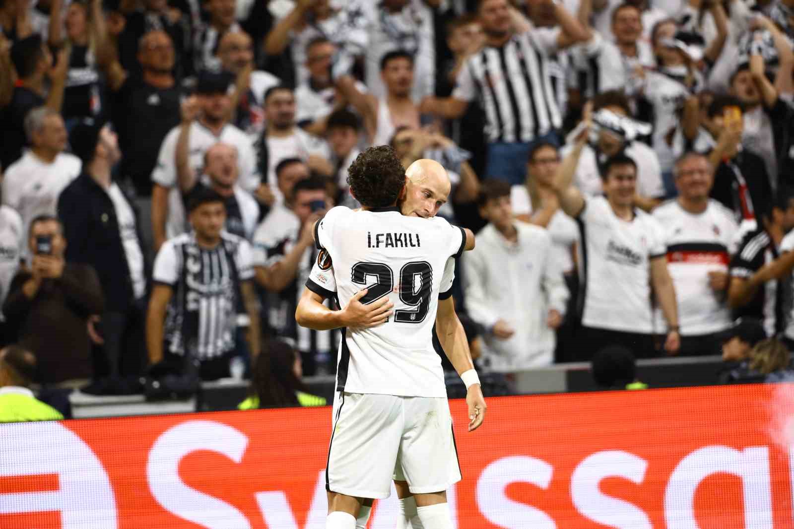 UEFA Avrupa Ligi: Beşiktaş: 4 - Marsilya: 1 (Maç sonucu)