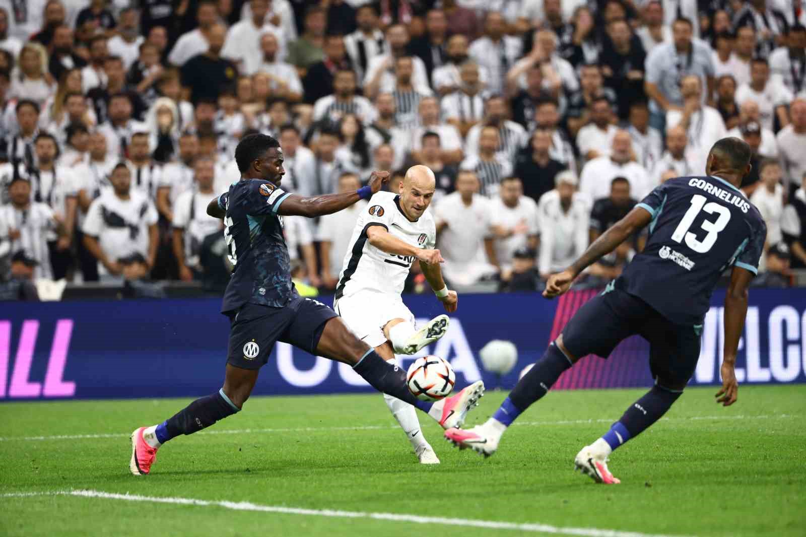 UEFA Avrupa Ligi: Beşiktaş: 4 - Marsilya: 1 (Maç sonucu)
