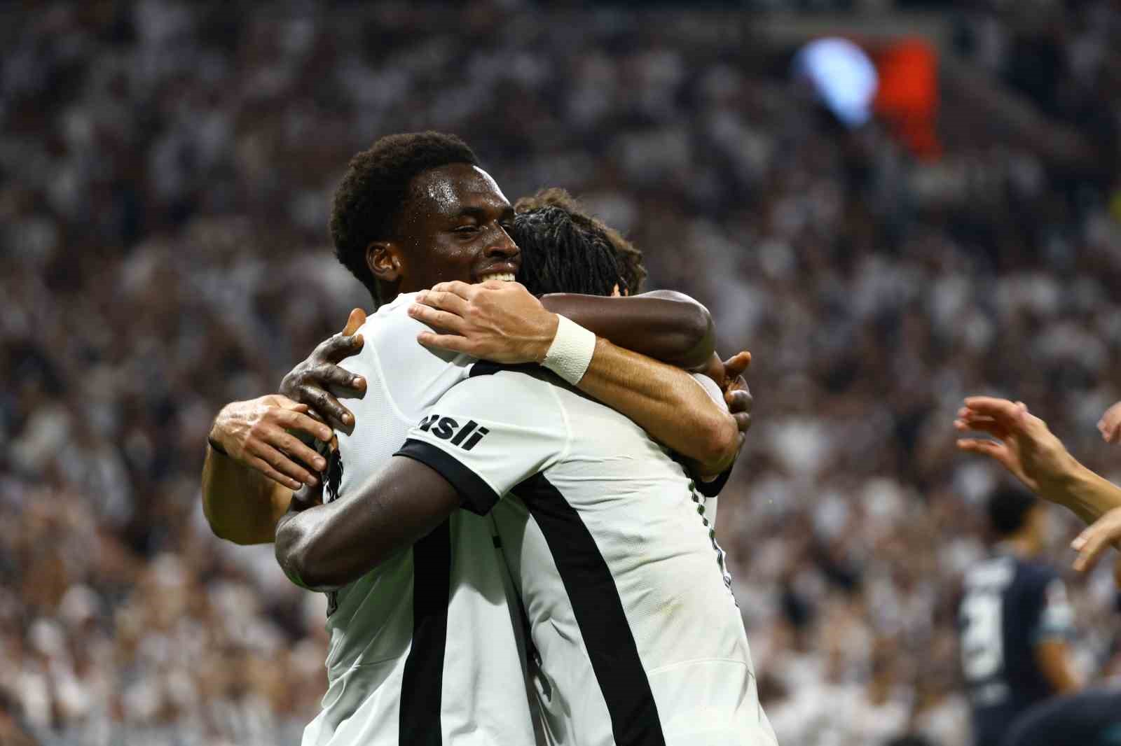 UEFA Avrupa Ligi: Beşiktaş: 4 - Marsilya: 1 (Maç sonucu)