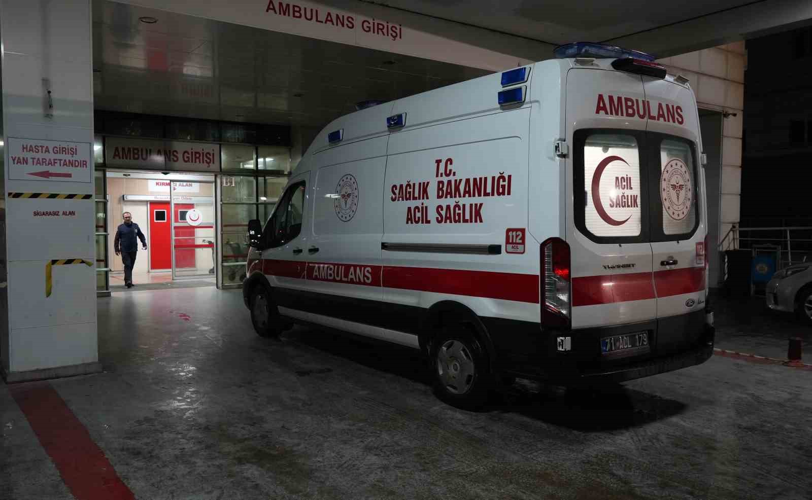 Kırıkkale’de görev başındaki polis memuru, aracın çarpması sonucu şehit oldu