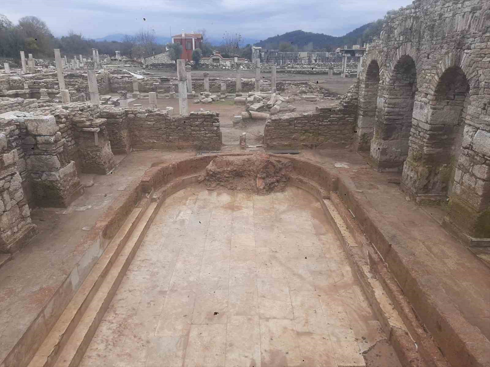 Stratonikeia Antik Kenti’nde bin 900 yıllık çocuk izleri bulundu