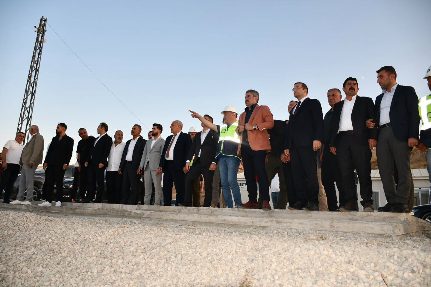 Tatar, Cizre Barajı’ndaki çalışmaları yerinde inceledi