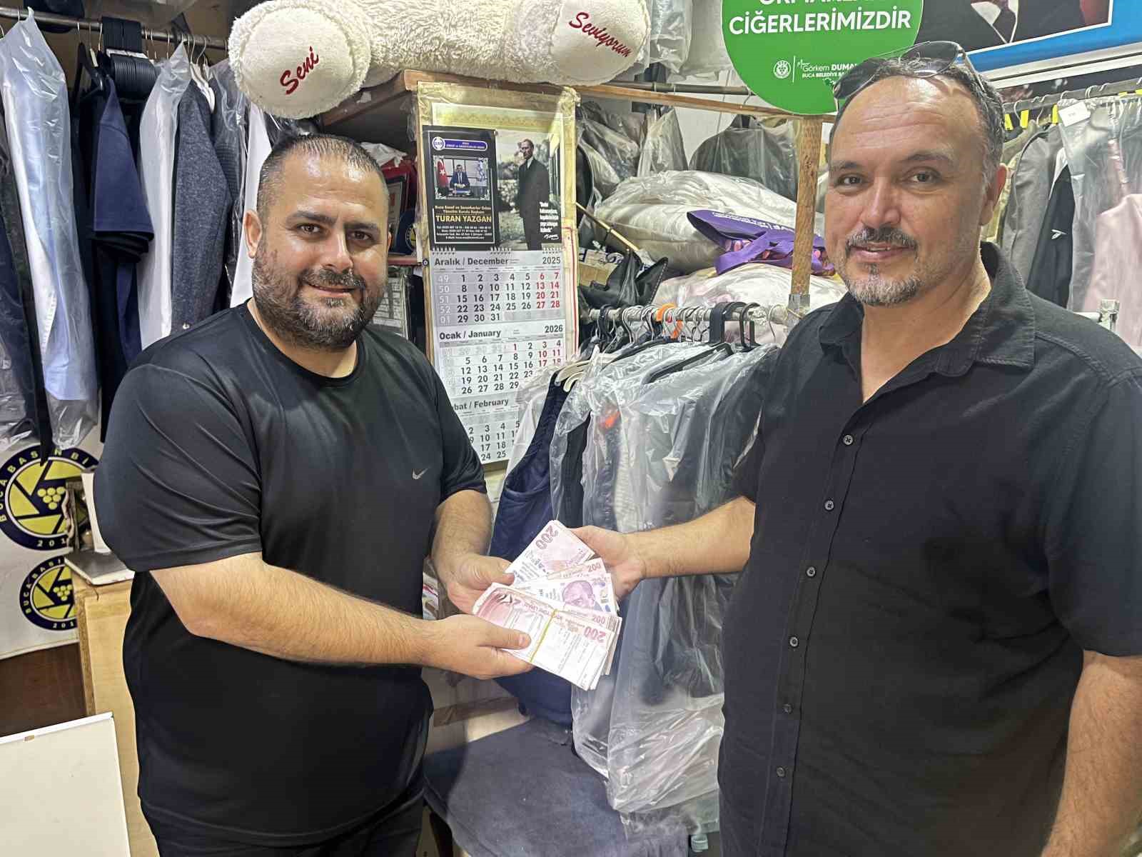 Para sahibine, dürüst esnaf rahatına kavuştu