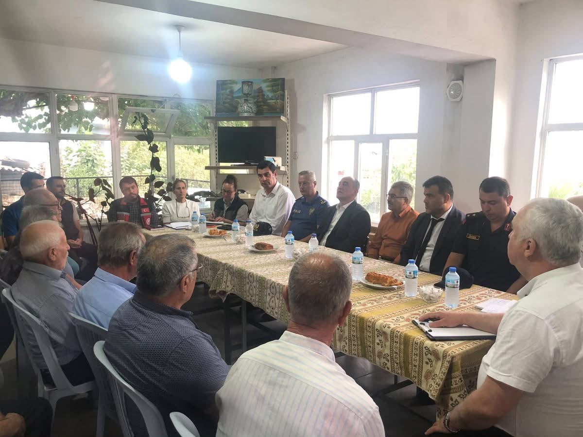Yatağan Kaymakamı İlhan kırsalda vatandaşların taleplerini dinledi