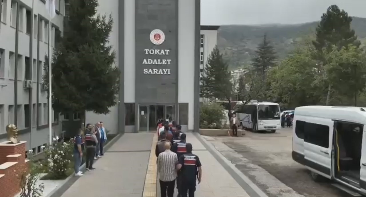 150 milyon liralık para trafiğine 7 ilde operasyon