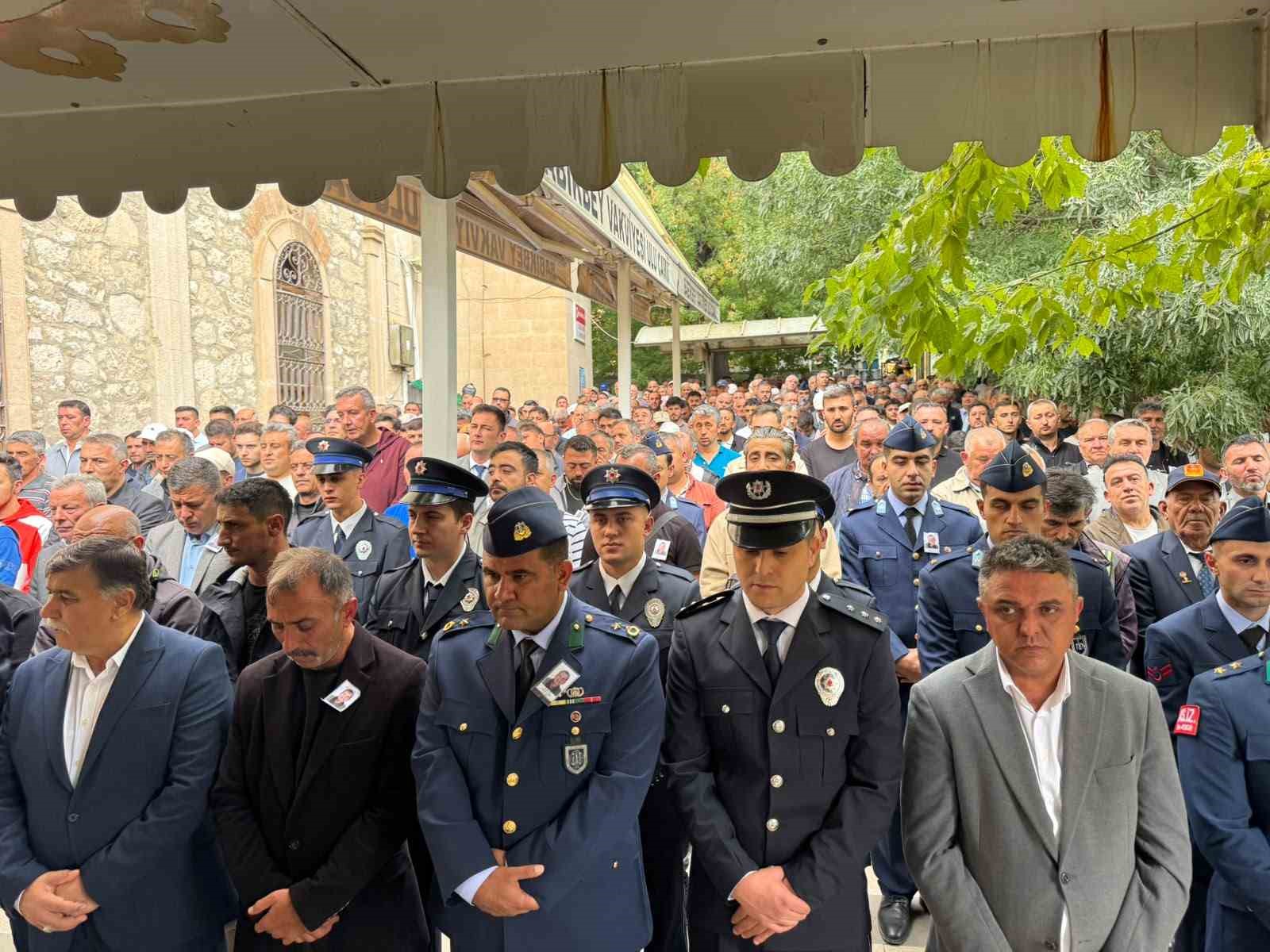Kütahyalı Kıbrıs gazisi Halil Çil son yolculuğuna uğurlandı