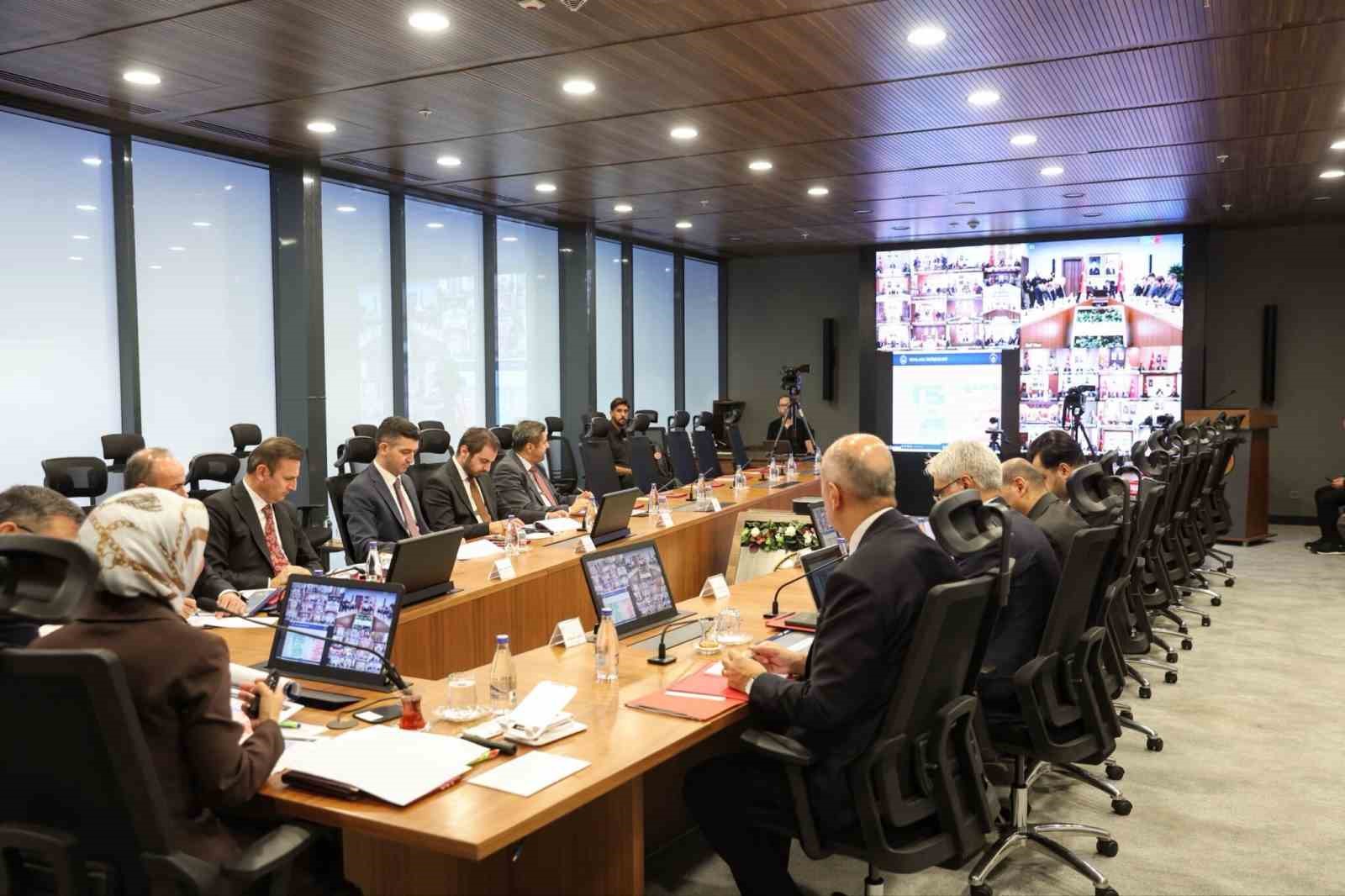Bakan Göktaş ve Bakan Çiftçi 81 ilin valileriyle toplantı gerçekleştirdi