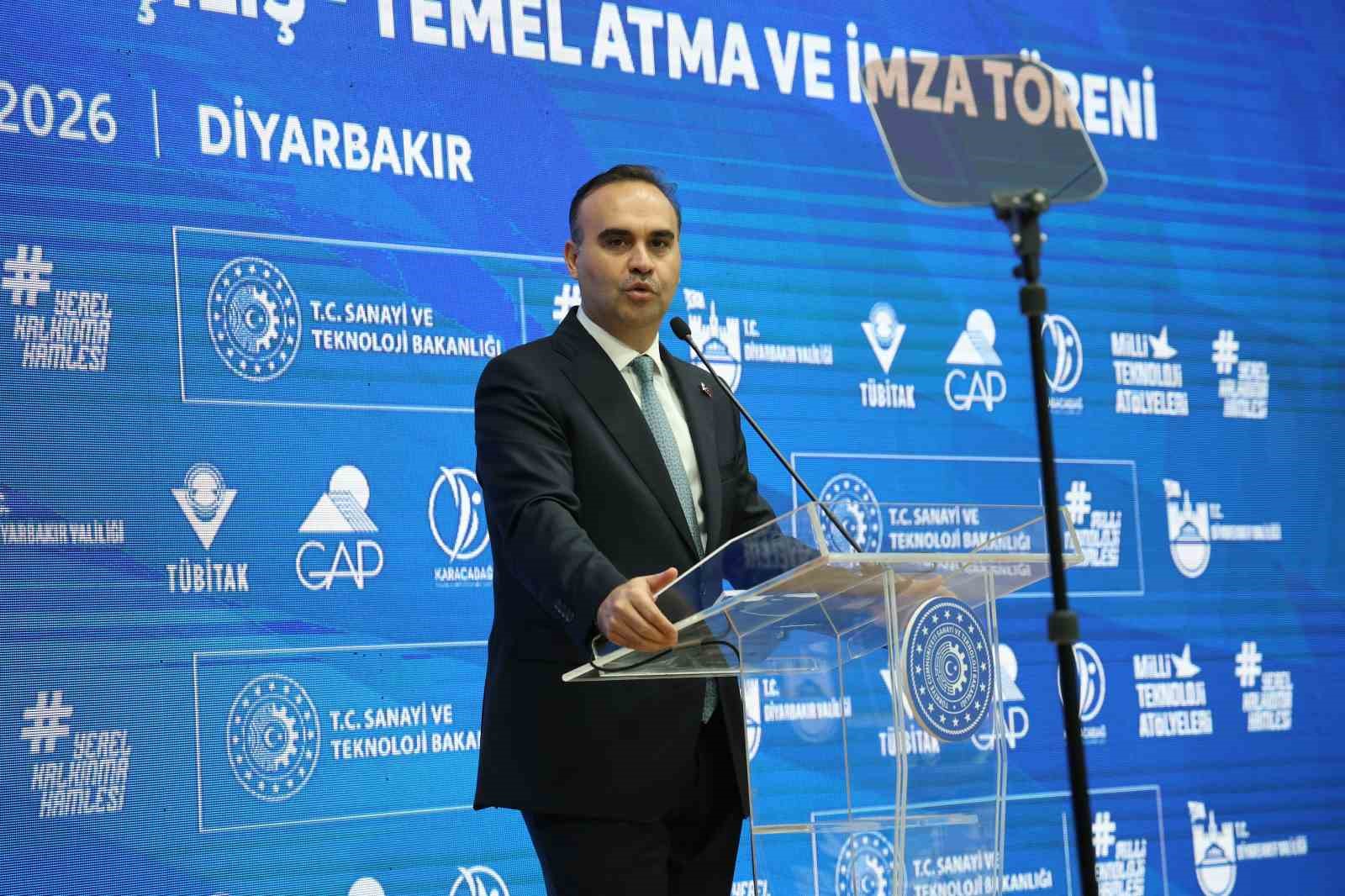 Bakan Kacır, sanayi ve teknoloji projeleri temel atma törenine katıldı