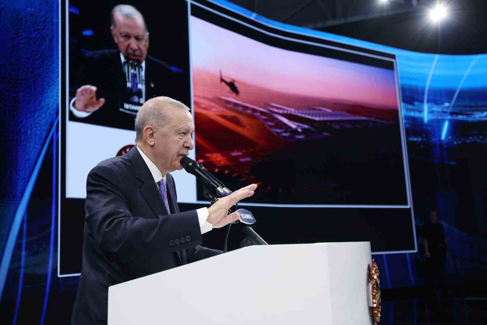 Cumhurbaşkanı Erdoğan: "Türkiye sivil havacılıkta şampiyonlar ligine çıkarak gücüne güç katmıştır"