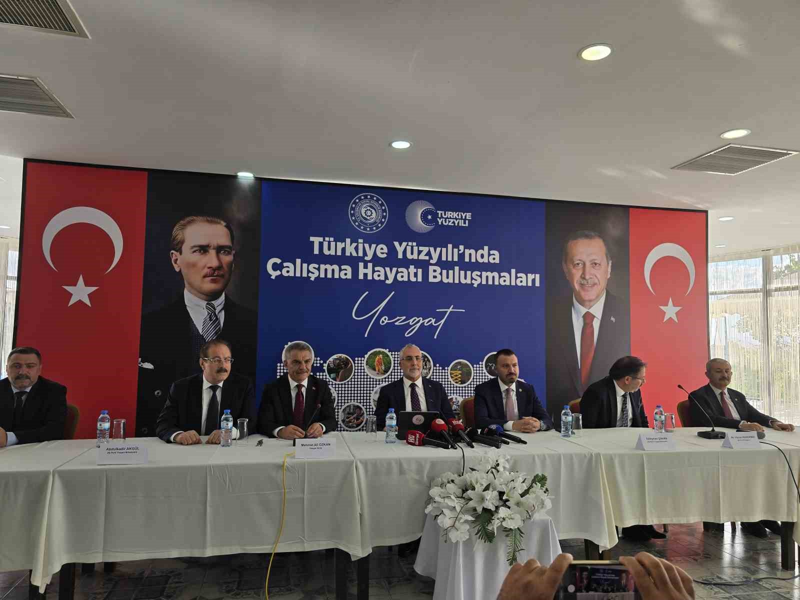 Bakan Işıkhan: "Yozgat’ın imkanlarını yatırım ve istihdama dönüştürmeyi amaçlıyoruz"