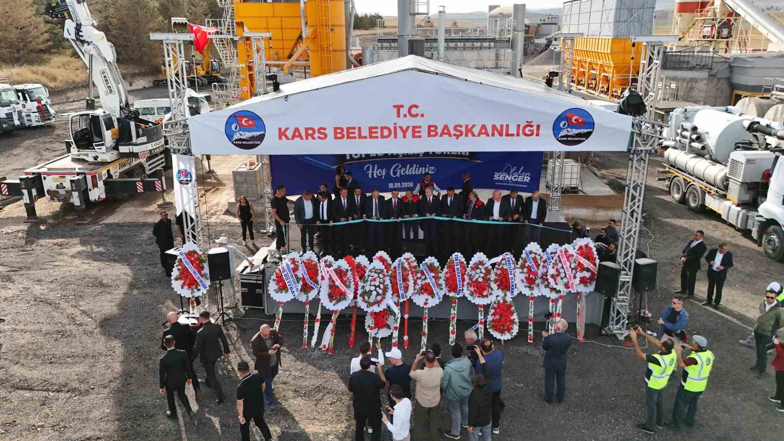 Kars Belediyesi’nden 600 milyon TL’lik yatırım: 53 yeni iş makinesi ve 5 üretim tesisi hizmette