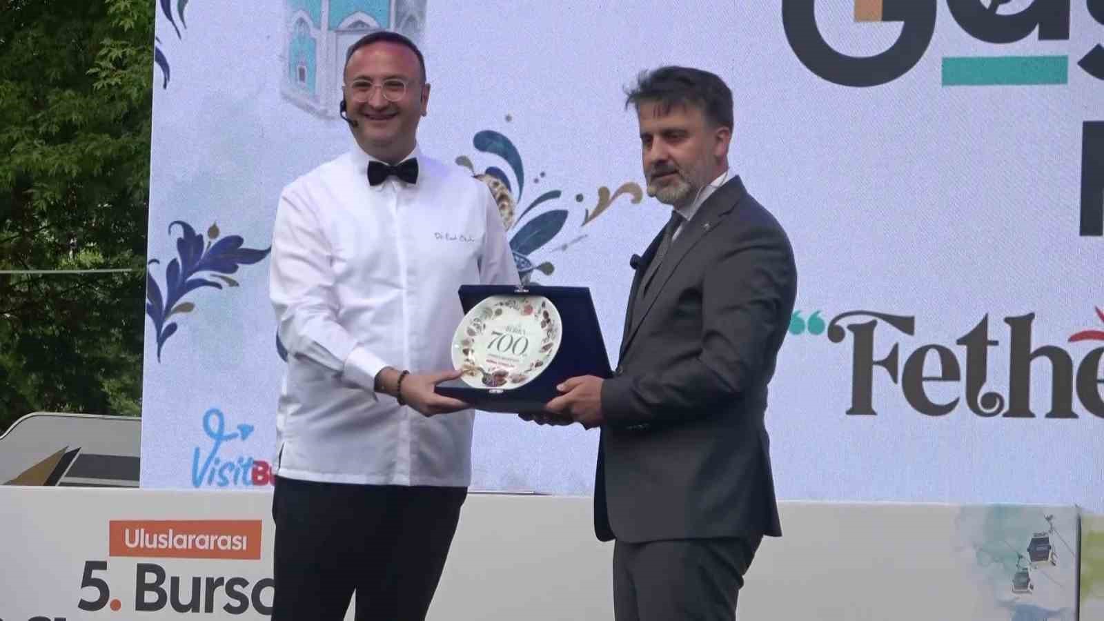 Bursa Gastronomi Festivali ‘Fetheden Lezzetler’ temasıyla başladı