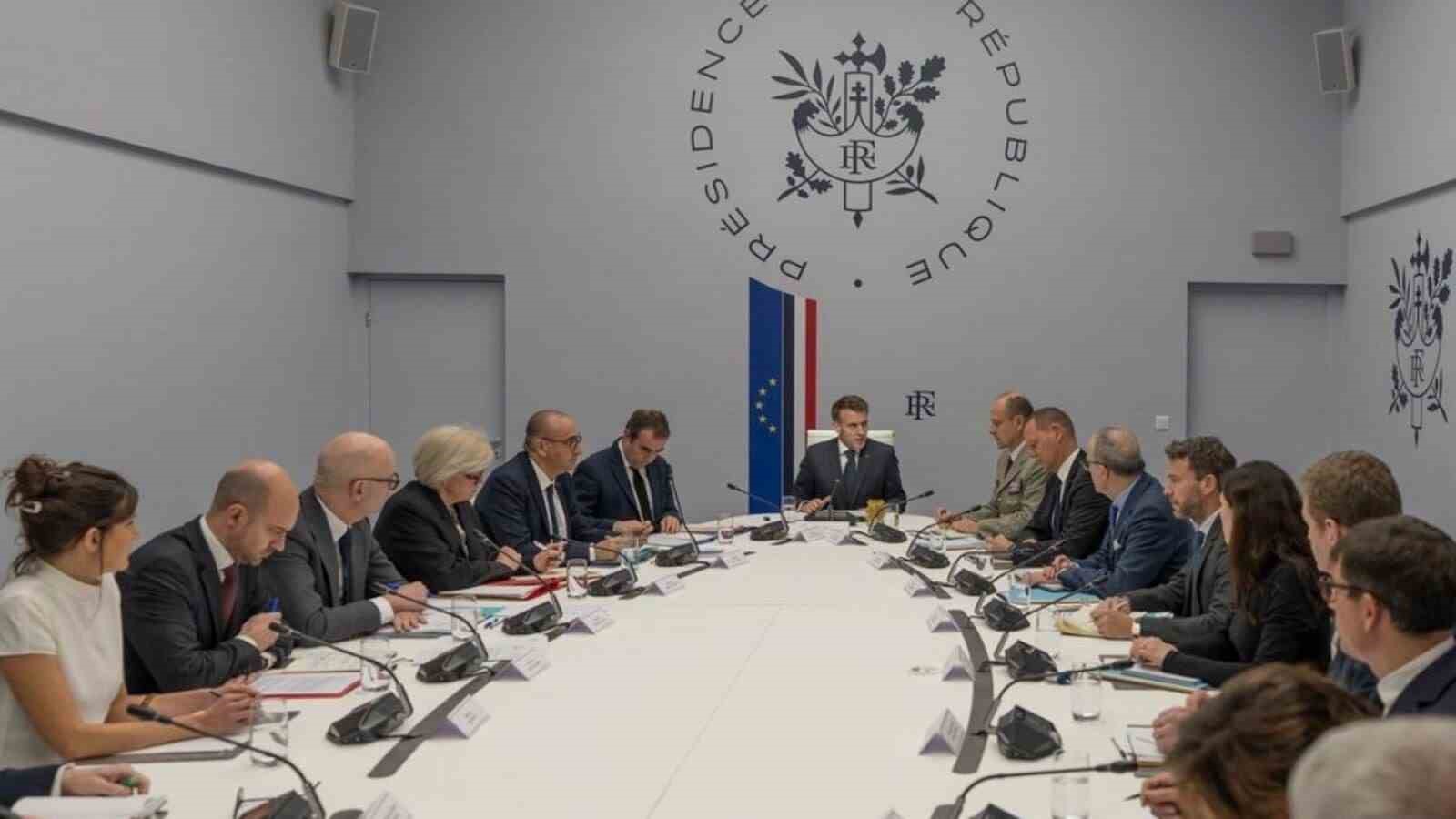 Macron: "Rusya’nın Avrupalılara ve Fransa’ya yönelik hibrit tehdidi yoğunlaştı"