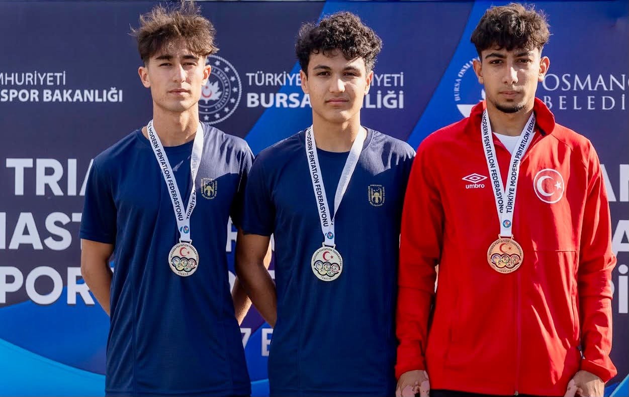 Bandırmalı sporculardan Triathle Şampiyonası’nda 4 derece
