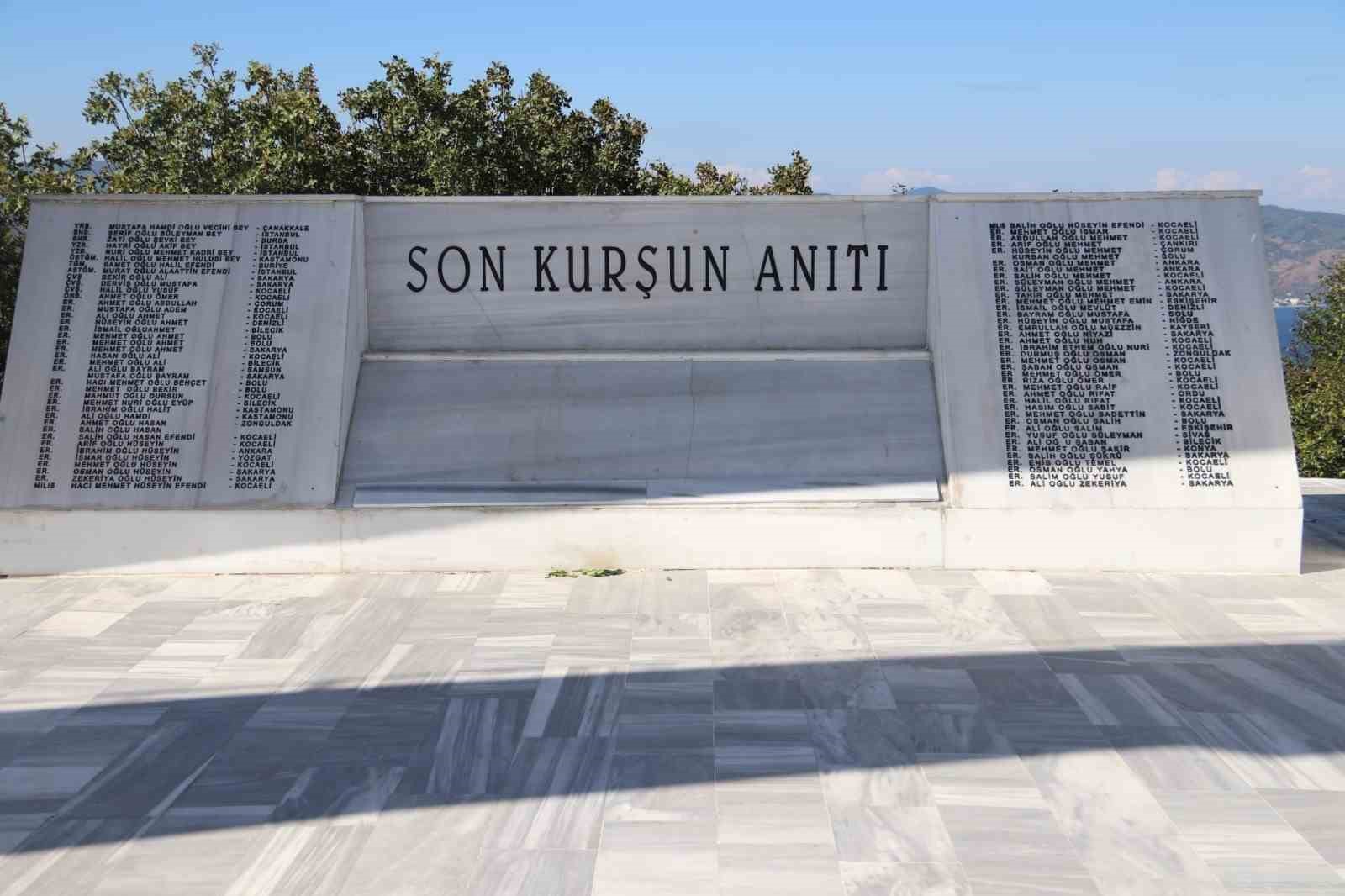 Bandırma Denetimli Serbestlik Müdürlüğünden Son Kurşun Anıtı’na anlamlı ziyaret