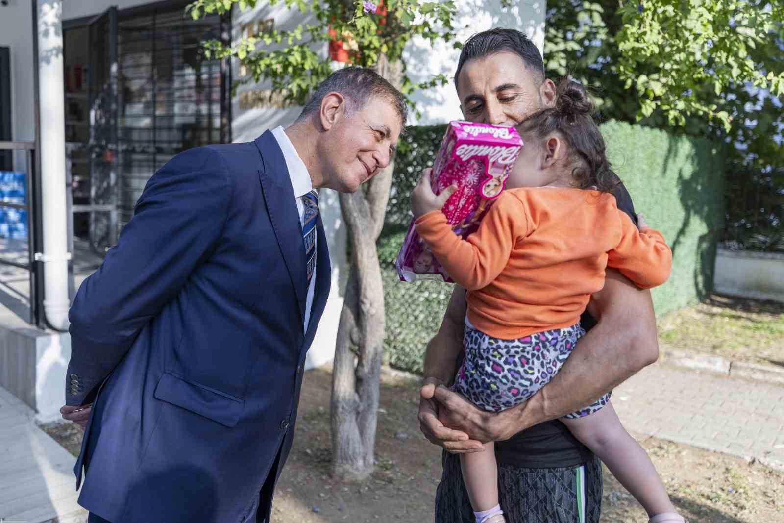 Başkan Tugay’dan Buca’da mahalle turu