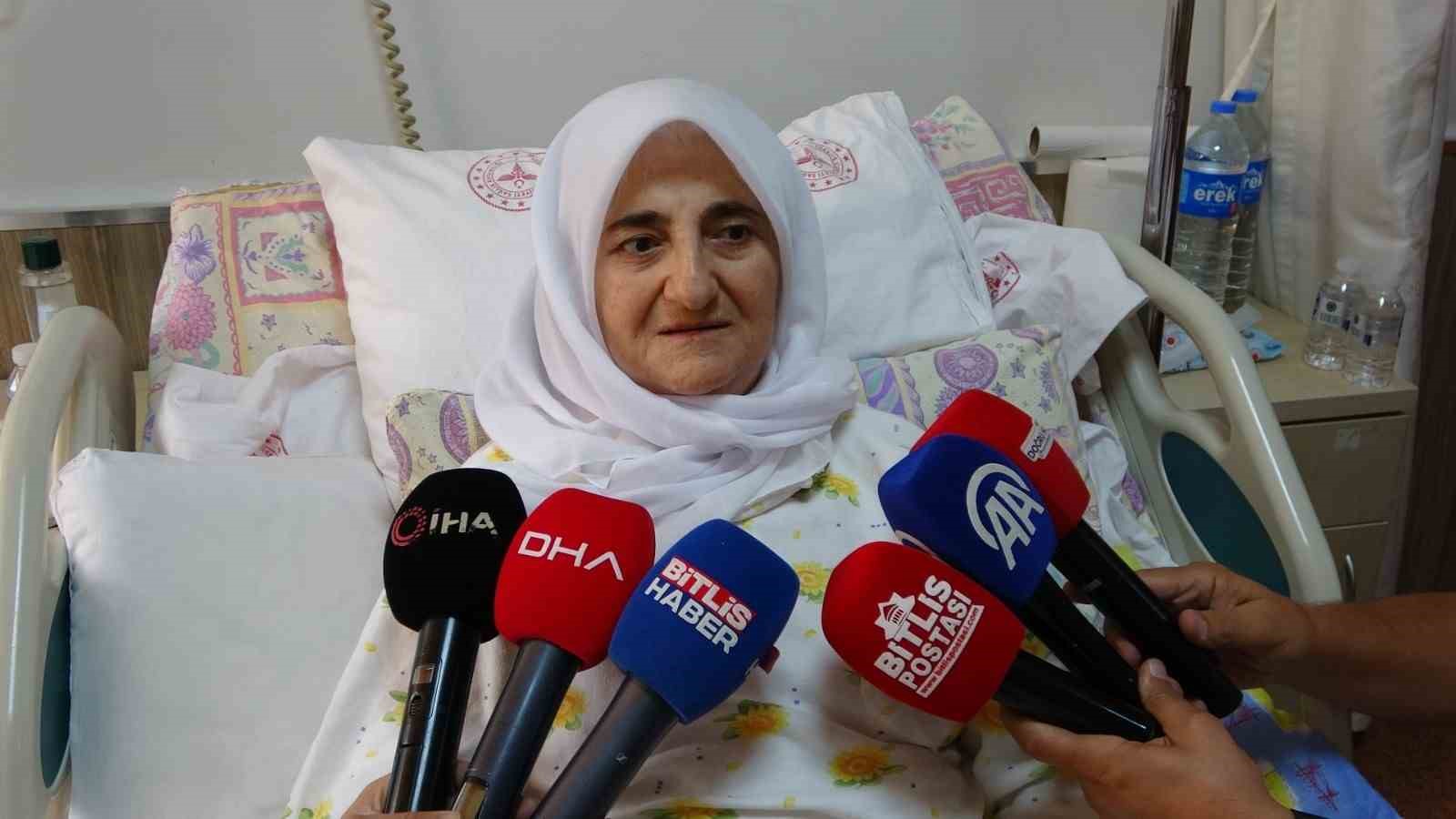 Bitlis’te 70 yaşındaki hastaya 7,5 saatlik kapalı bağırsak ameliyatı