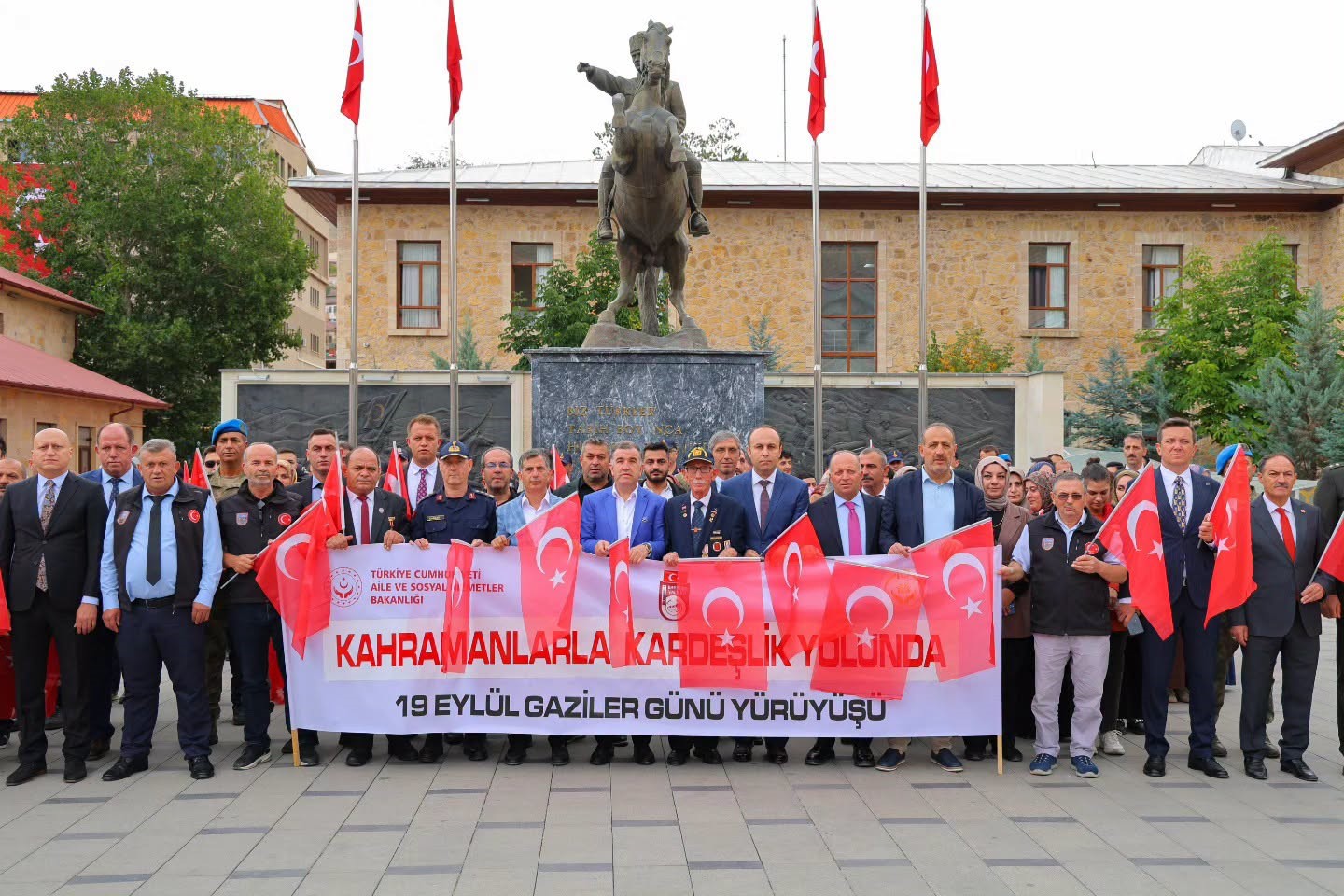 Bayburt’ta 19 Eylül Gaziler Günü yürüyüşü düzenlendi