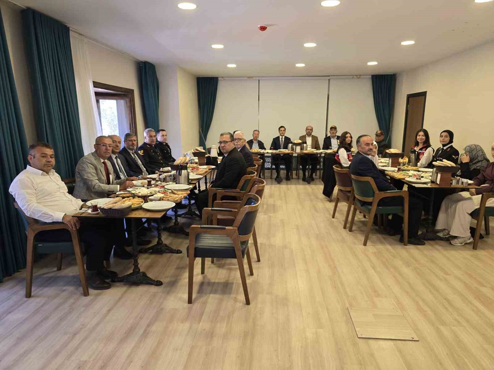Orhaneli’de gaziler günü kutlandı