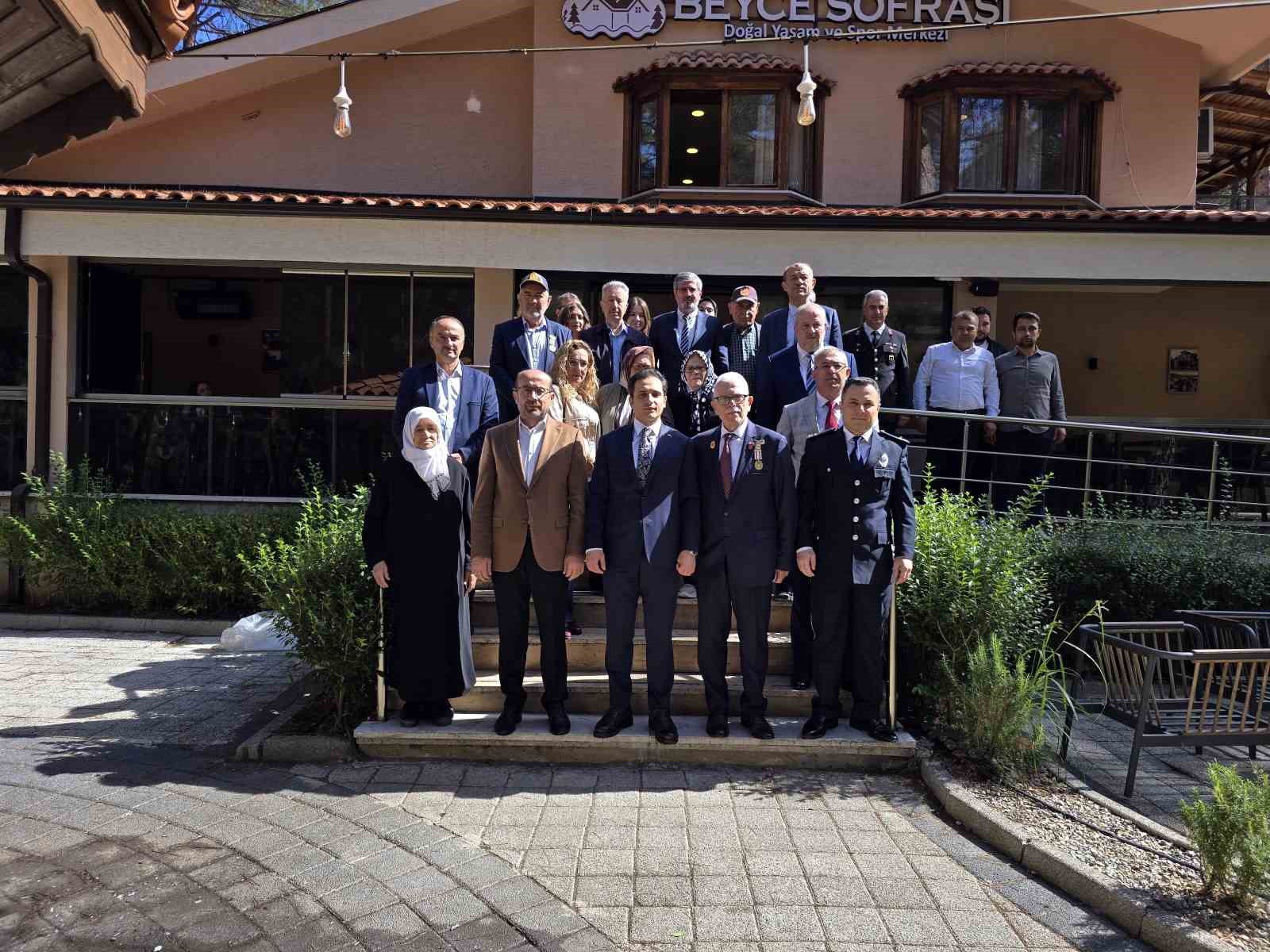 Orhaneli’de gaziler günü kutlandı