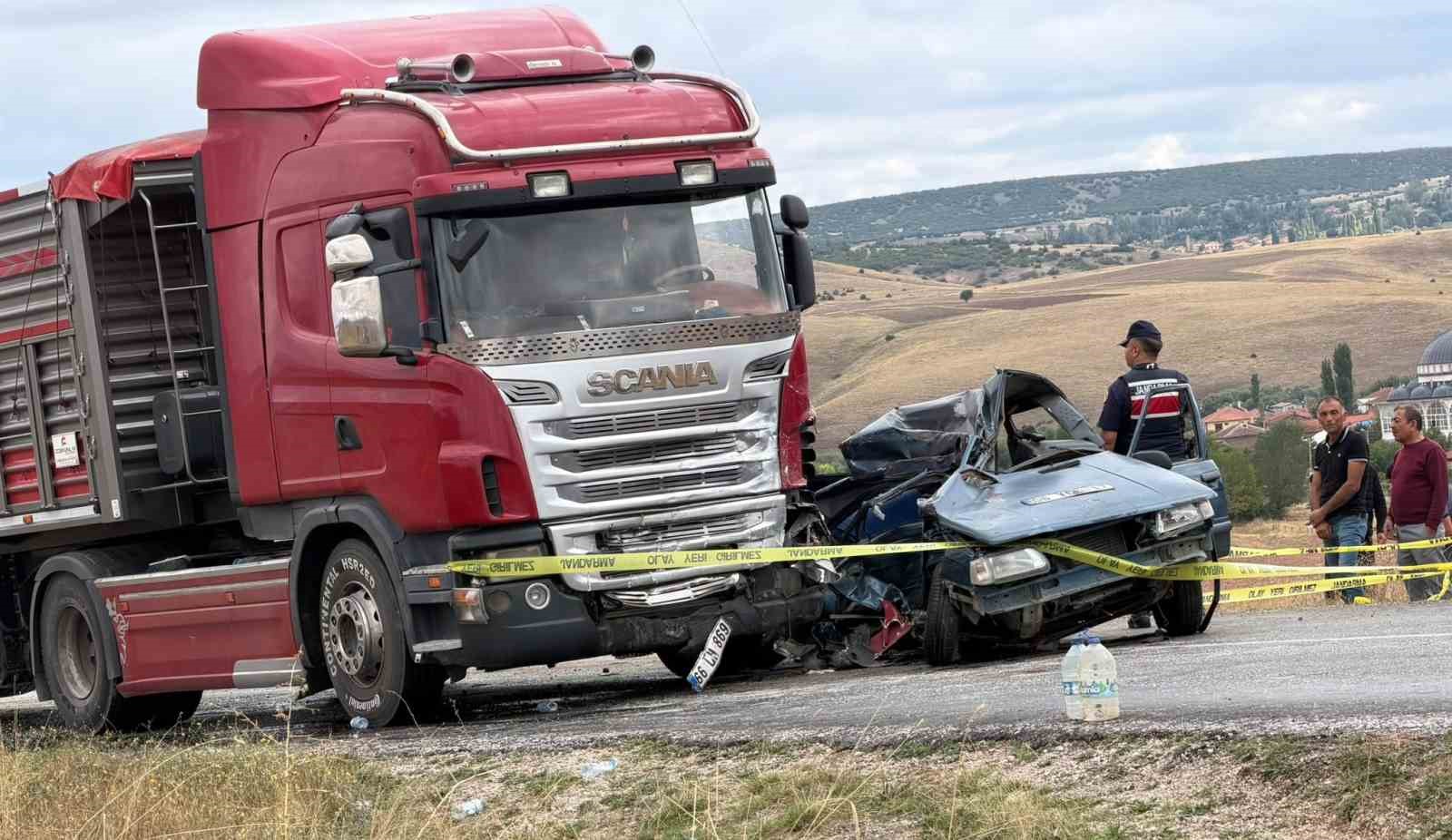 Yozgat’ta tır ve otomobil çarpıştı, 1 kişi hayatını kaybetti