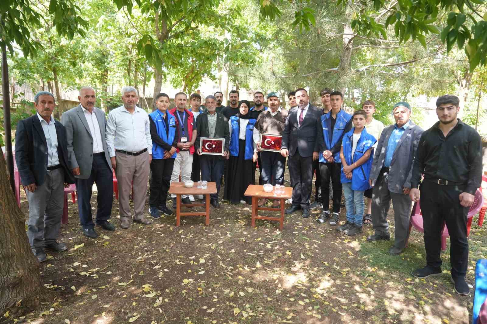 Gençler, Kıbrıs gazilerini unutmadı