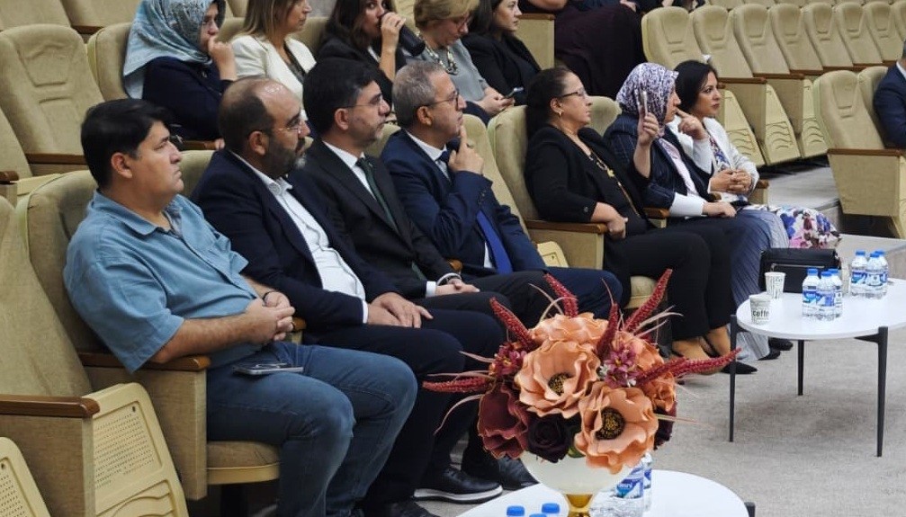 Erzurum’da "Kadın doğum günleri" sempozyumu düzenlendi