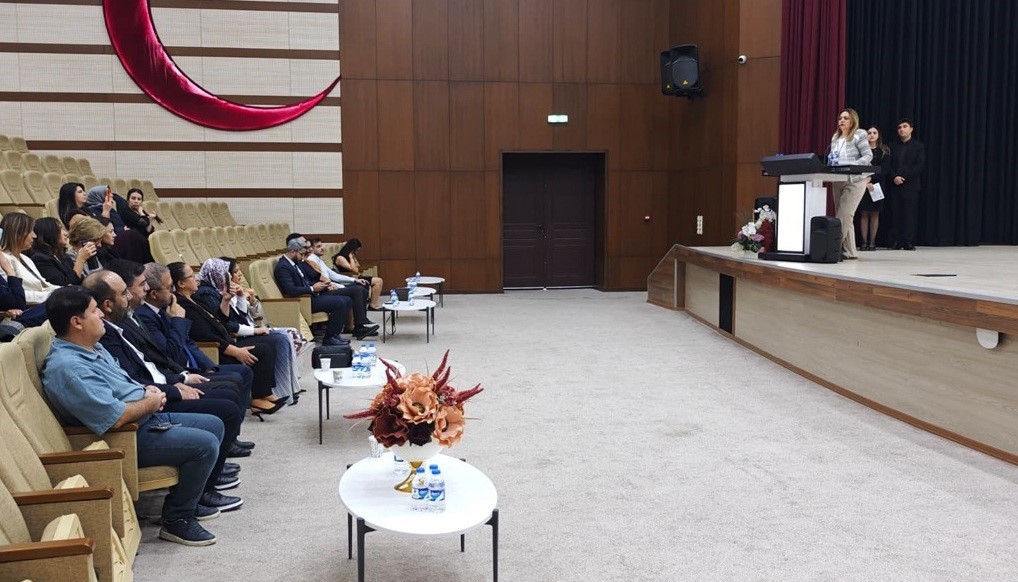Erzurum’da "Kadın doğum günleri" sempozyumu düzenlendi
