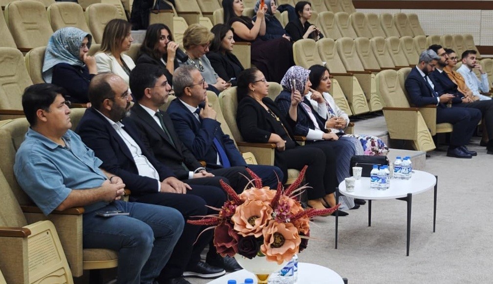 Erzurum’da "Kadın doğum günleri" sempozyumu düzenlendi
