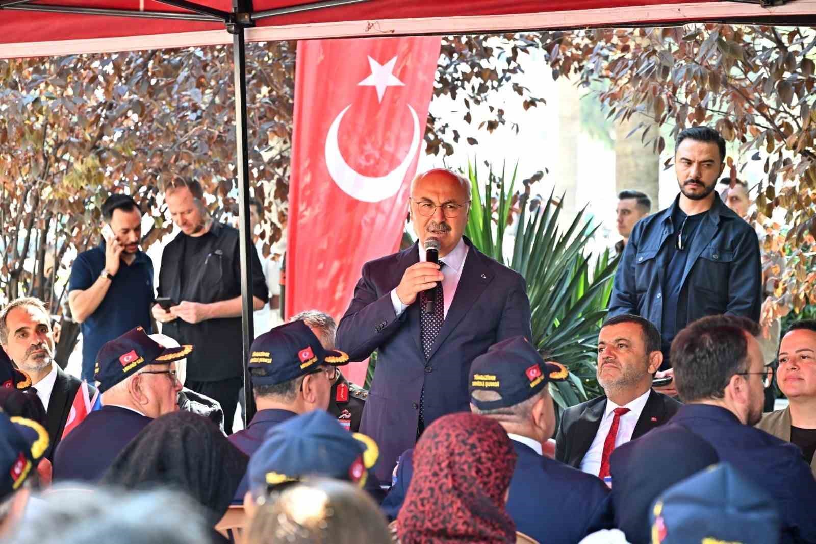 Vali Köşger: "Huzur ve refahı gazilerimize borçluyuz"