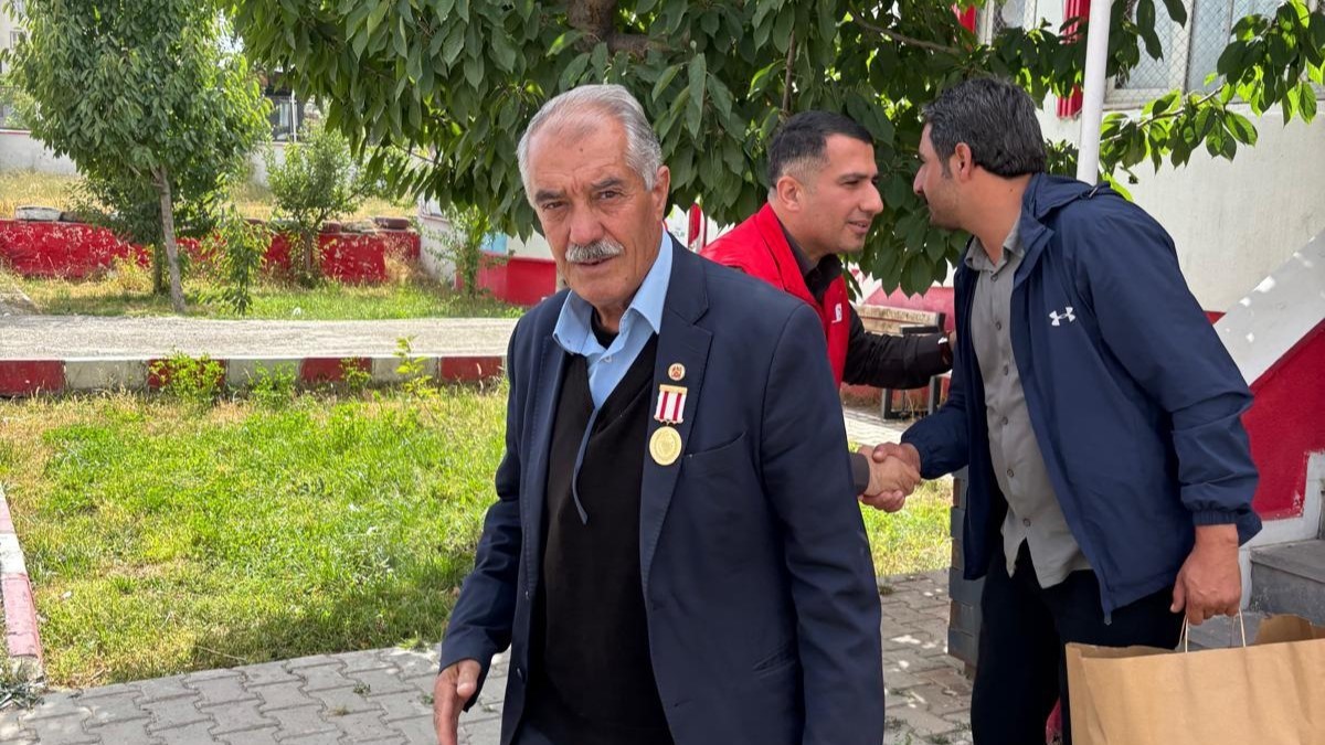 Muradiye Kızılay Şubesi gazileri ağırladı