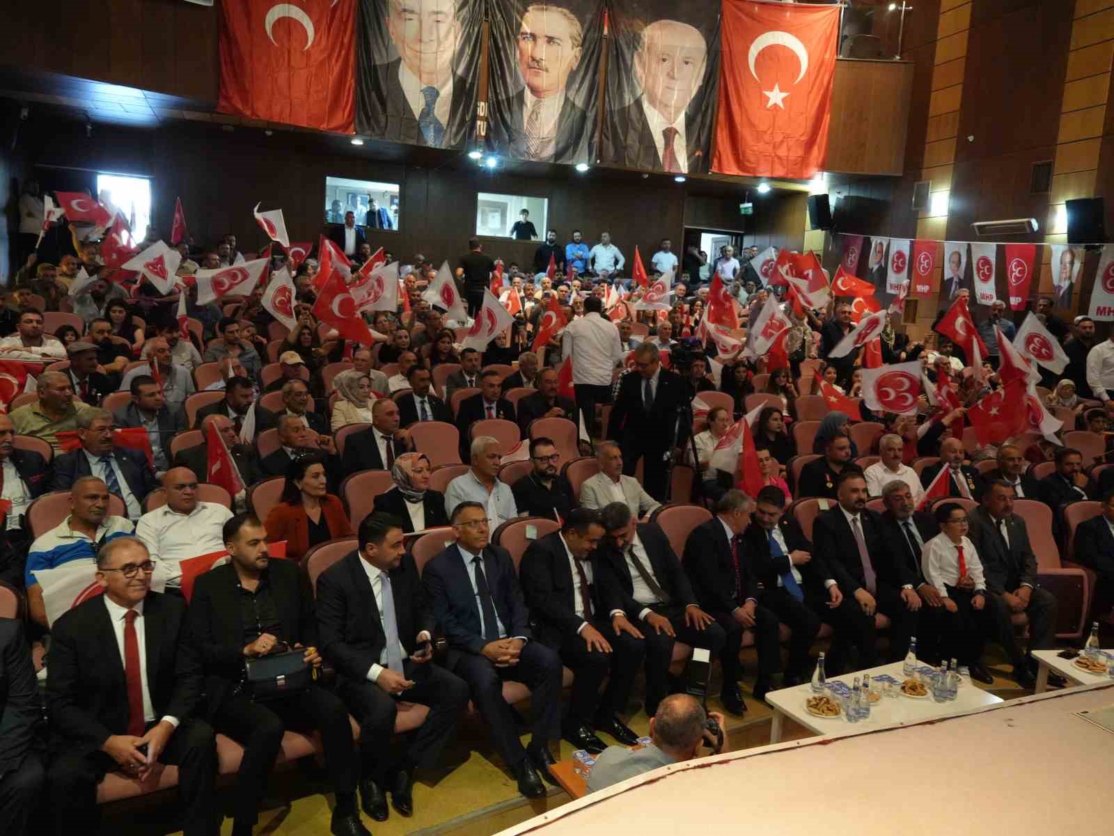 MHP Iğdır İl Başkanlığına mevcut başkan Hüseyin Ateş yeniden seçildi