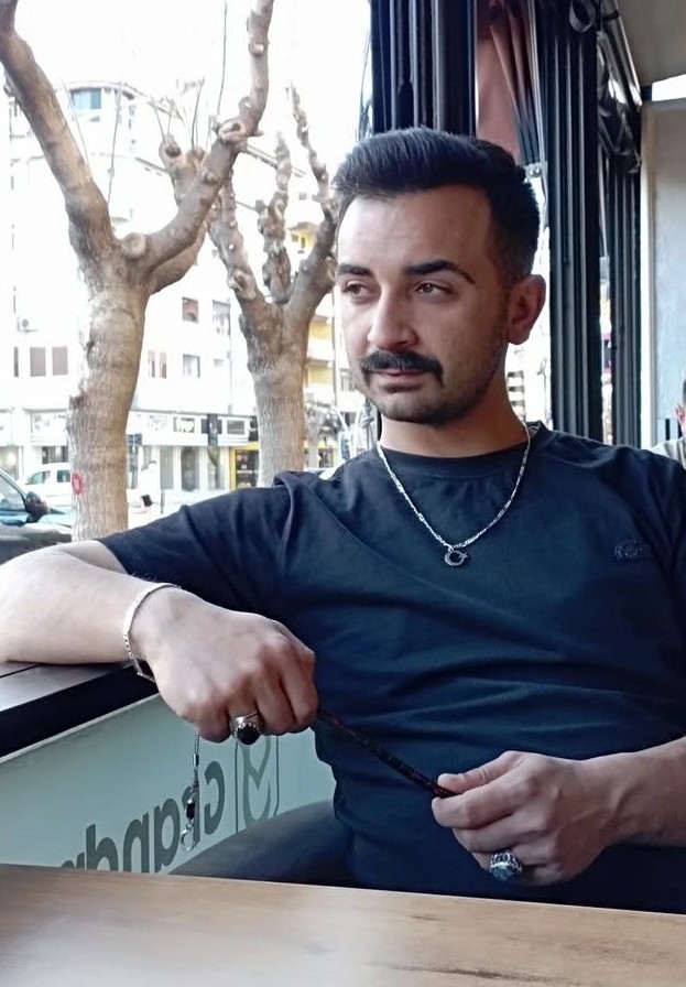 Karaman’da çöp kamyonundan düşen temizlik işçisi yaşam mücadelesini kaybetti