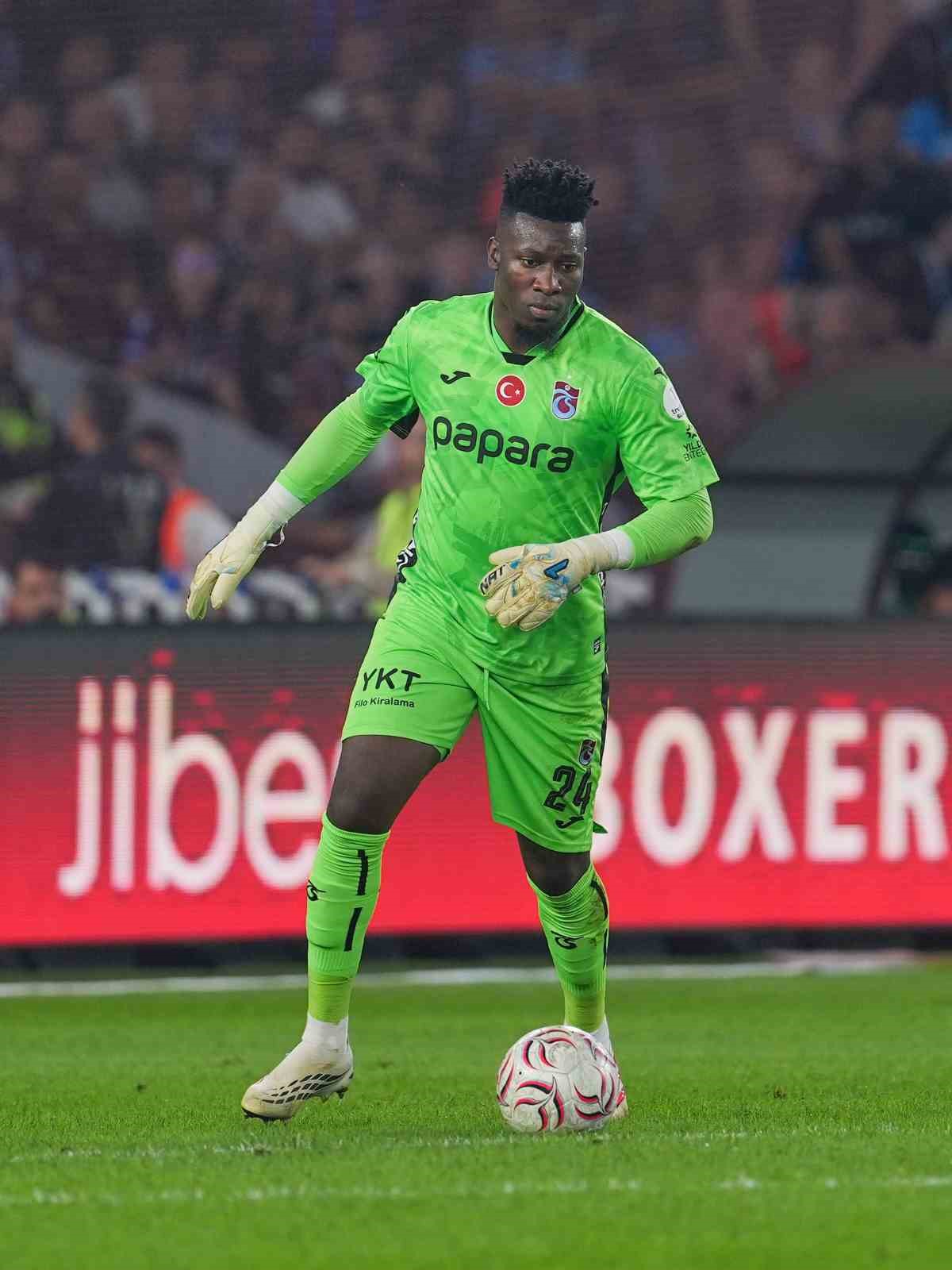 Trendyol Süper Lig: Trabzonspor: 3- Galatasaray:0 (İlk yarı)