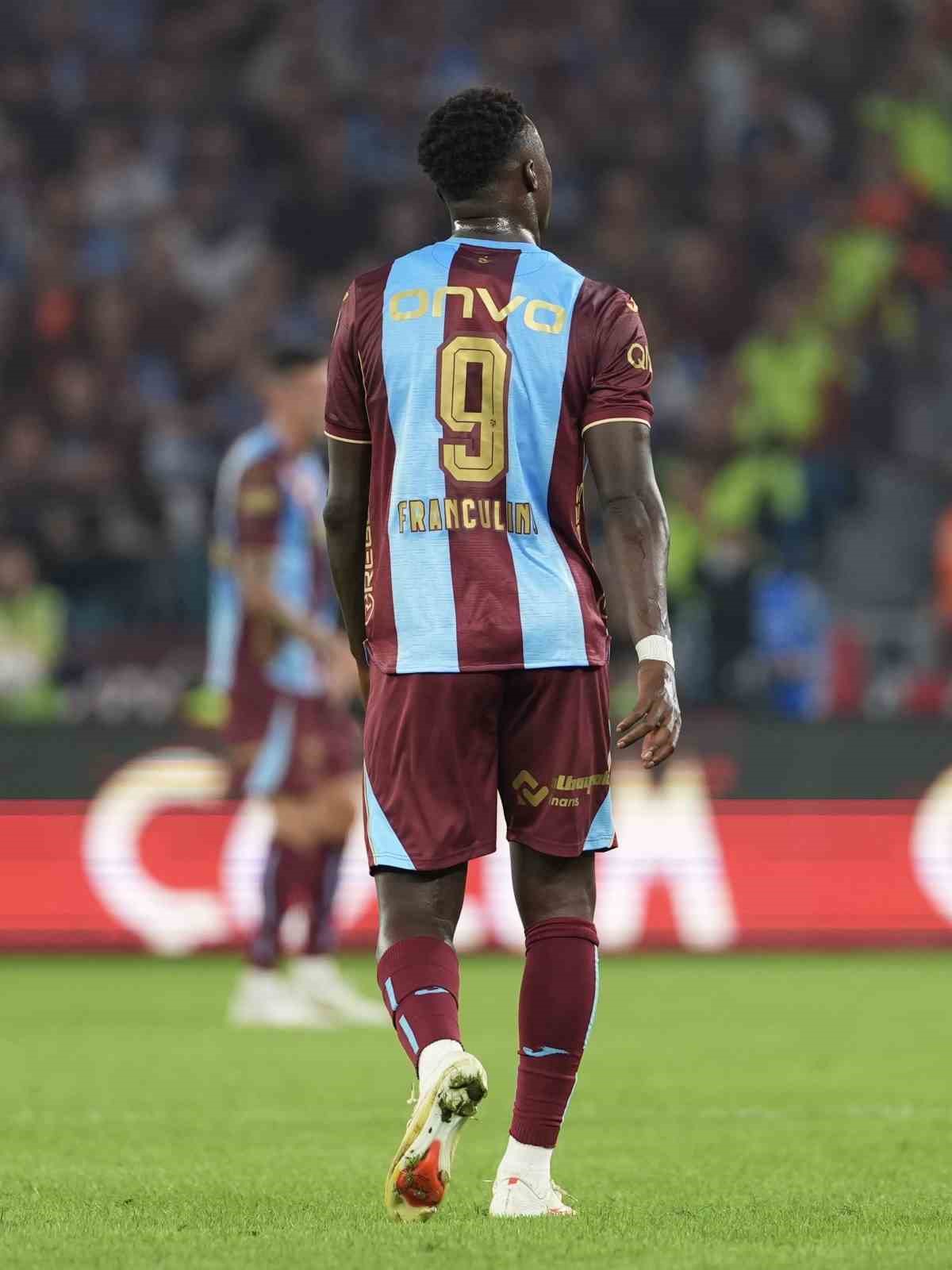 Trendyol Süper Lig: Trabzonspor: 3- Galatasaray:0 (İlk yarı)