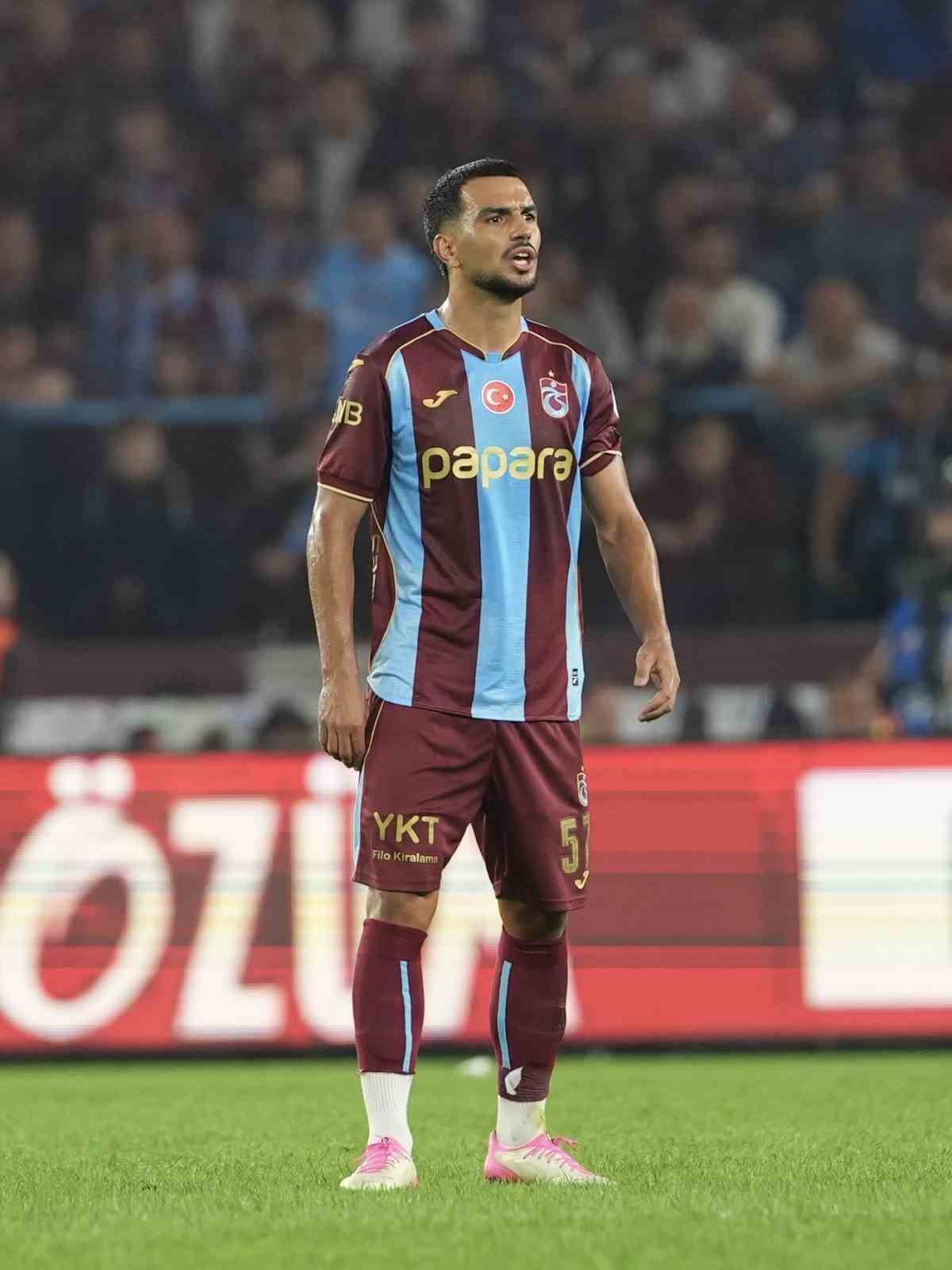 Trendyol Süper Lig: Trabzonspor: 3- Galatasaray:0 (İlk yarı)