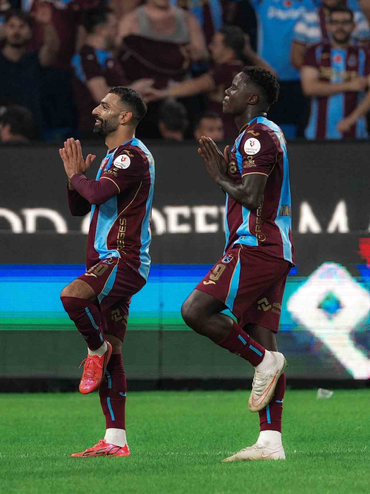 Trendyol Süper Lig: Trabzonspor: 4 - Galatasaray:0 (Maç sonucu)