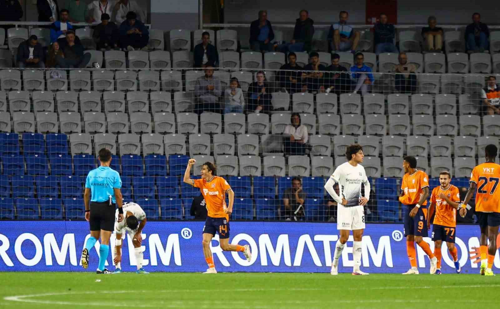 Trendyol Süper Lig: Başakşehir FK: 4 - Gençlerbirliği: 0 (Maç sonucu)