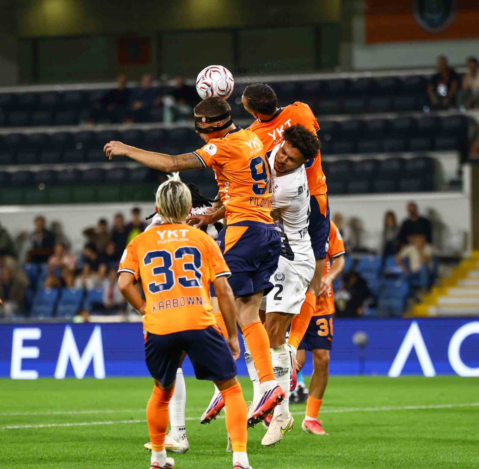 Trendyol Süper Lig: Başakşehir FK: 4 - Gençlerbirliği: 0 (Maç sonucu)