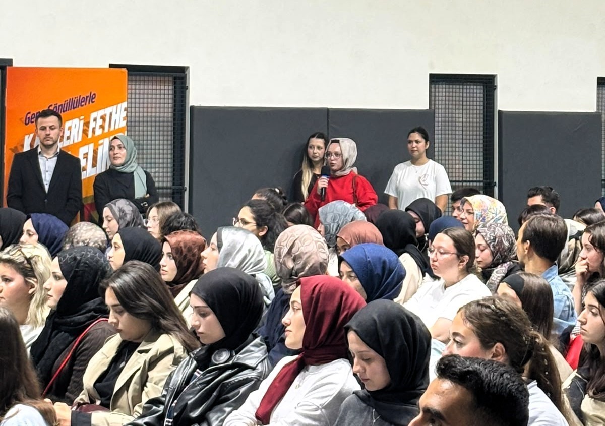 Yeni akademik yıl, "İlk Ders" etkinlikleri ile başladı