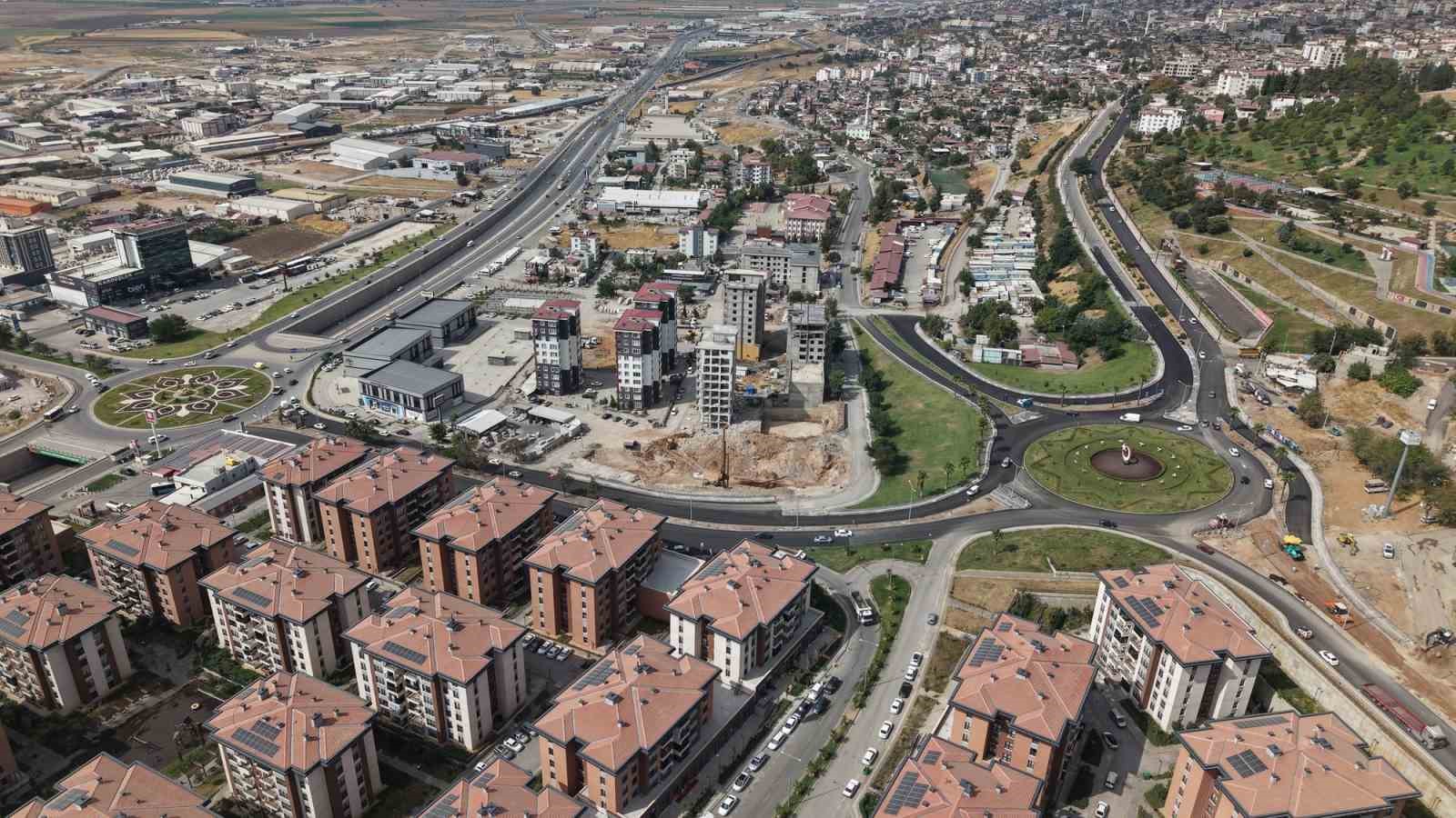 Kahramanmaraş’ta asfalt mesaisi sürüyor