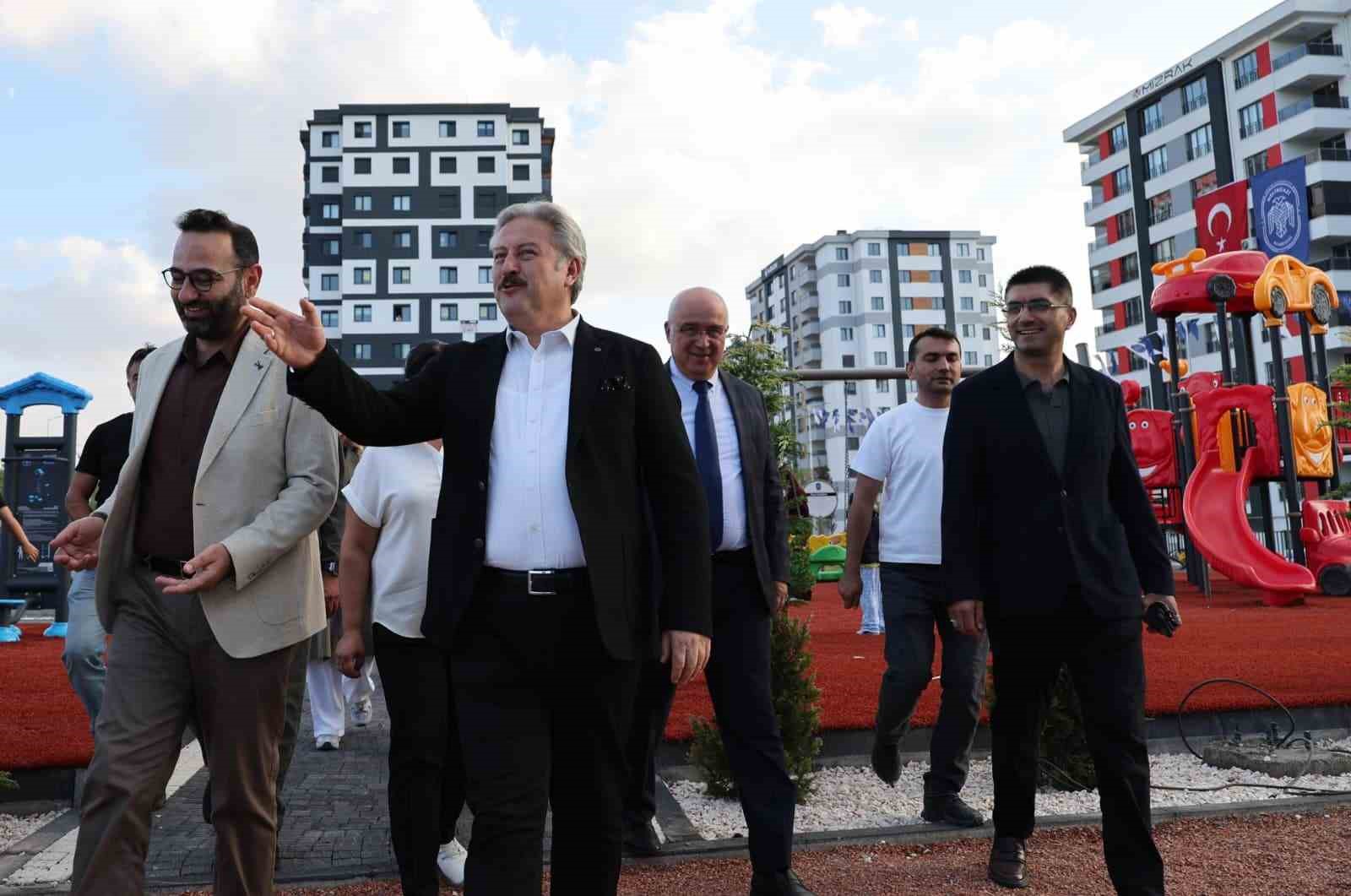 Melikgazi’de 24 aile yeni evlerine kavuştu