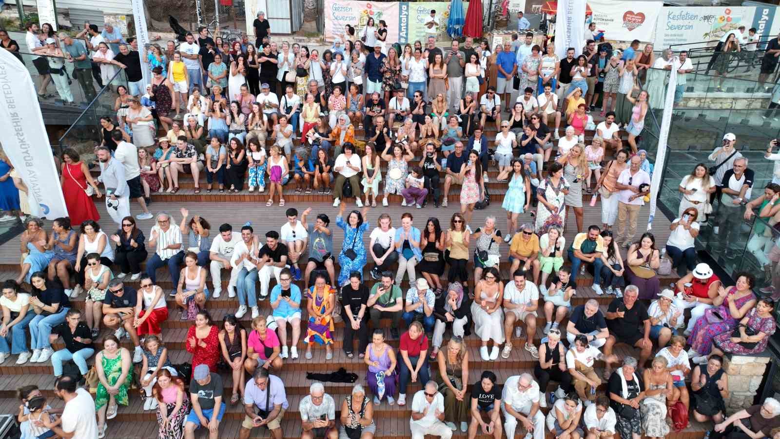 2 bin yıllık atmosferde sanat ve manzara buluştu