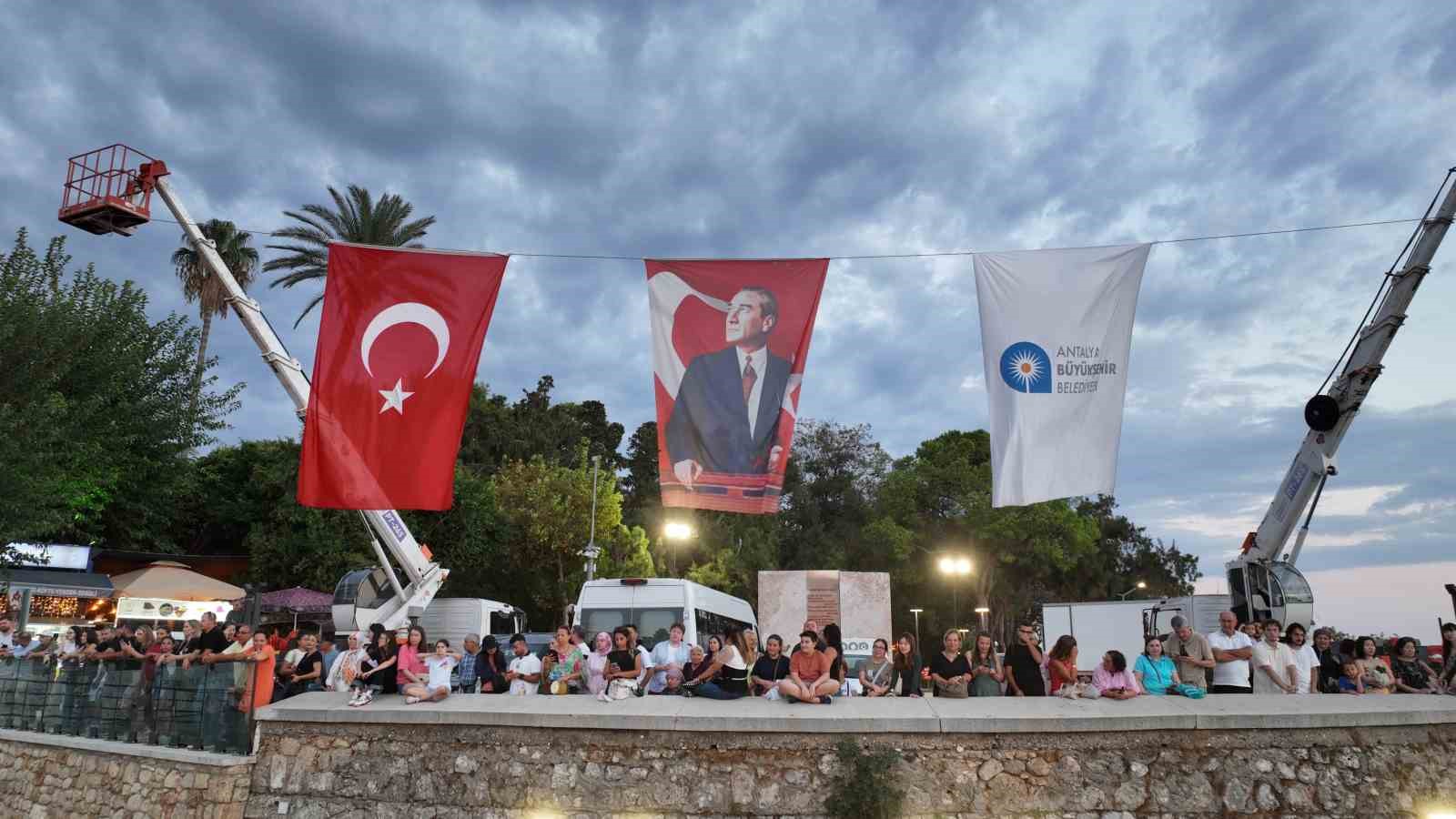 2 bin yıllık atmosferde sanat ve manzara buluştu