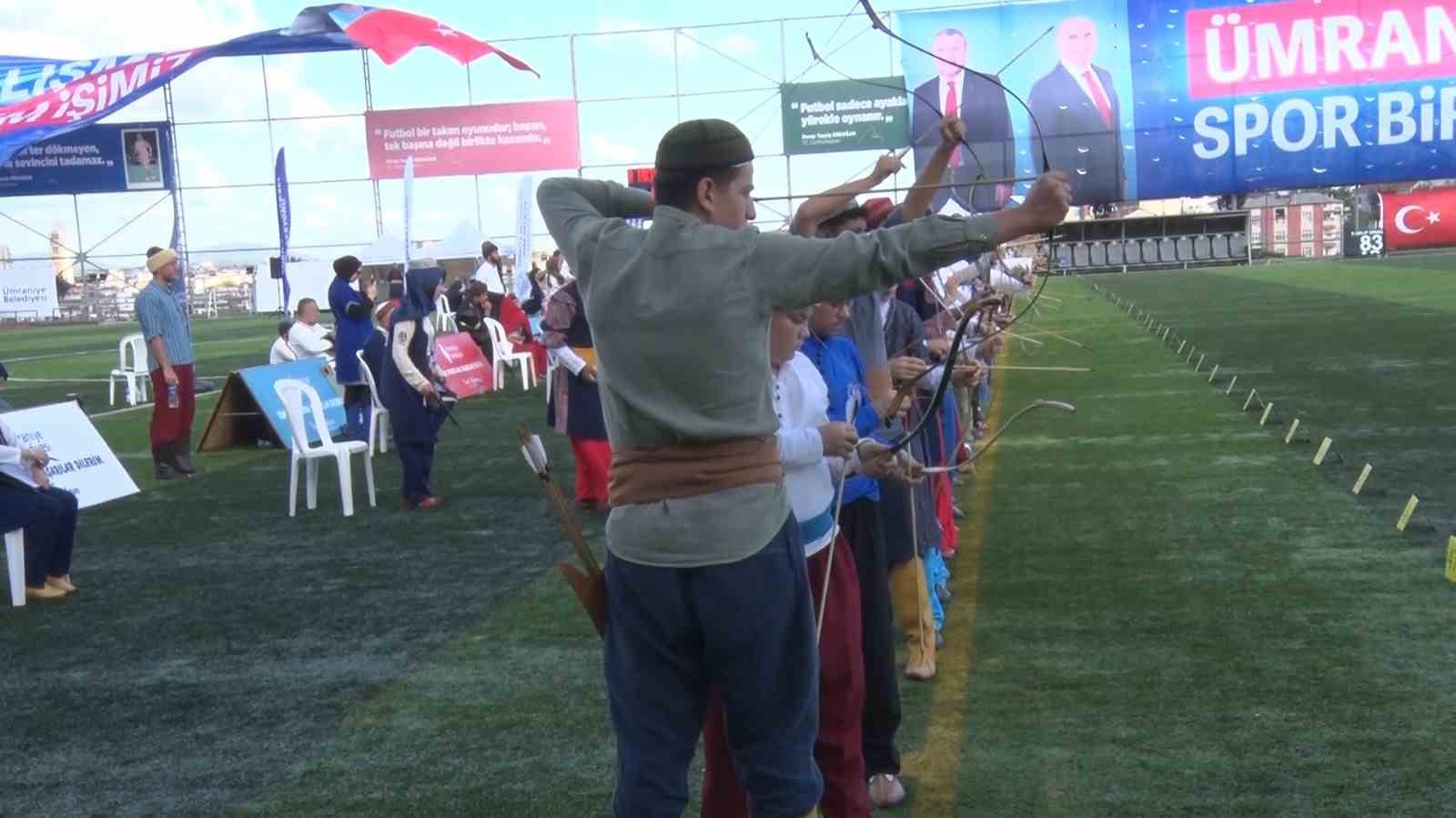 Ümraniye’de 10. Geleneksel Türk Okçuluğu Puta Yarışması heyecanı